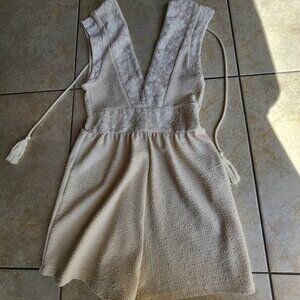 Jumper beige color